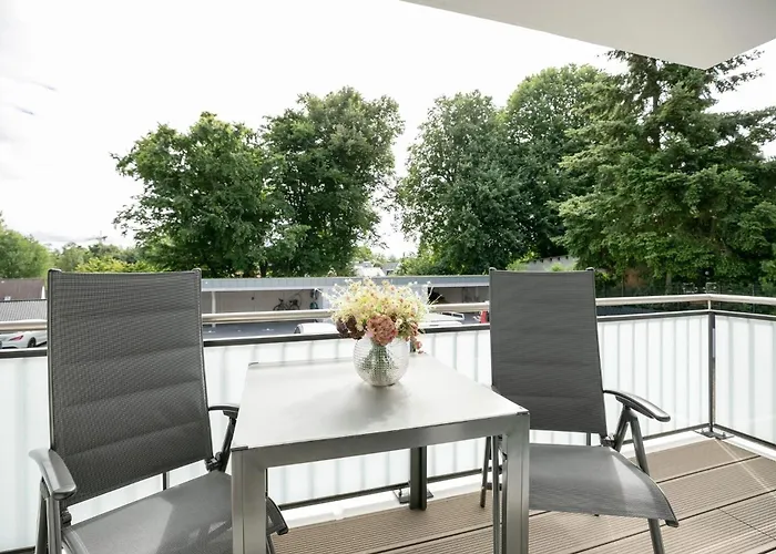 Lucia * 沙博伊茨